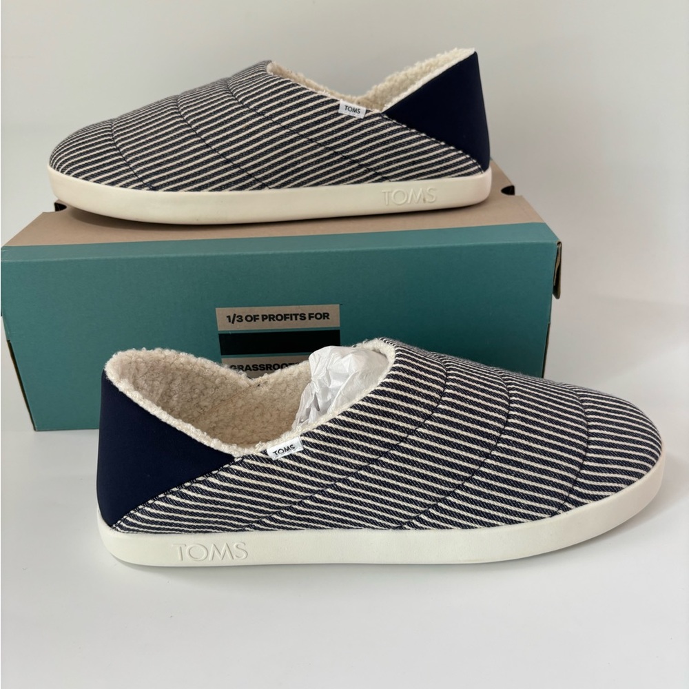 TOMS Striped Slip-On Shoes Ezra Navy Railroad Stripe Quilted Slippers Lounge